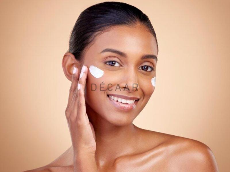 đang dùng retinol có peel da được không